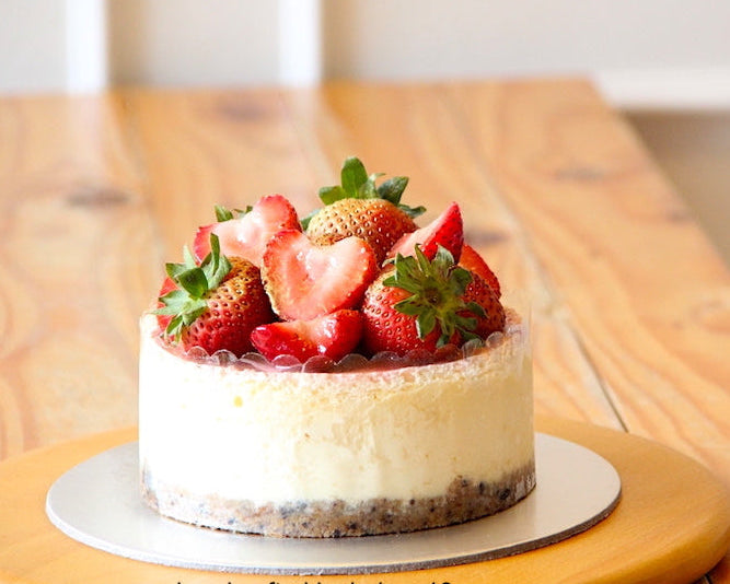 Fresh Strawberry Cheesecake (Same Day)