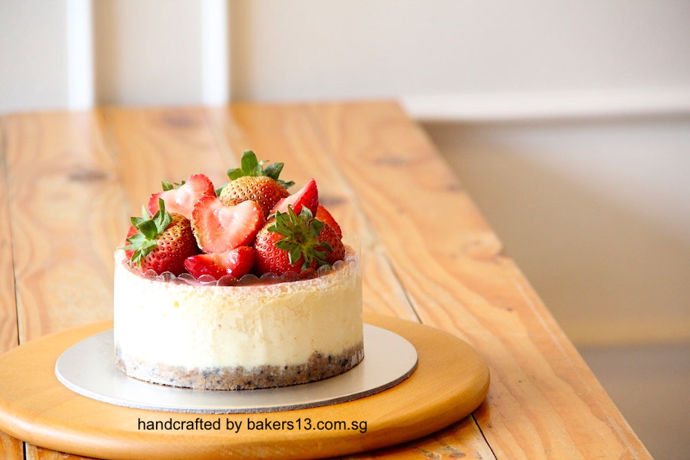 fresh strawberry cheesecake
