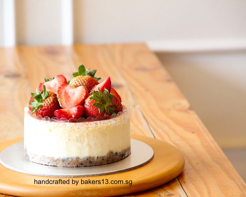 fresh strawberry cheesecake