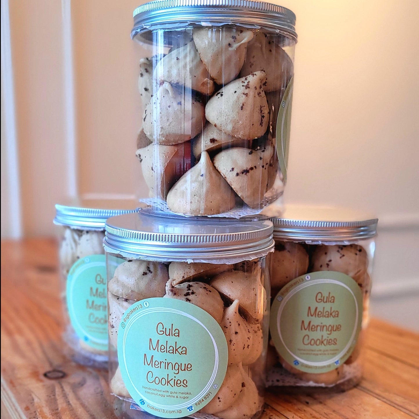 Gula Melaka Meringue Cookies