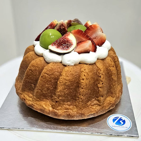 Vanilla Butter Fruit Bundt Cake