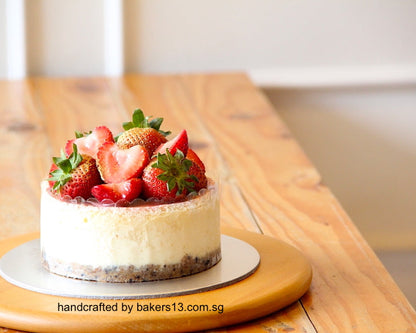 fresh strawberry cheesecake